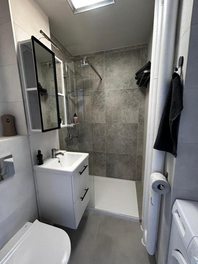Sky Apartment Comfy Suite Pereca Varsóvia Exterior foto
